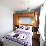 Toulson Court 4*