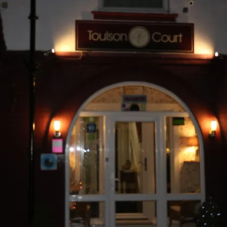 Toulson Court Гостевой дом Скарборо