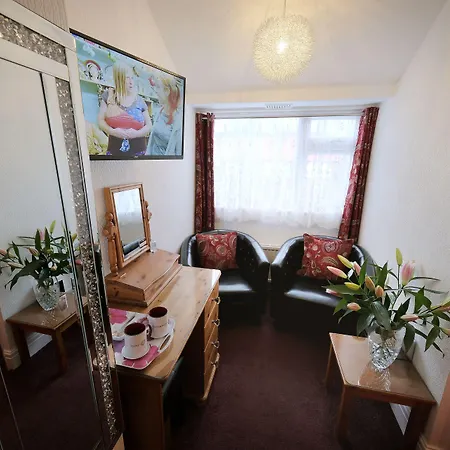 Toulson Court Гостевой дом 4*