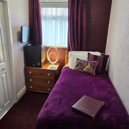 Toulson Court Гостевой дом 4*