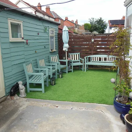 Toulson Court 4*