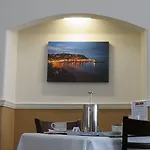 Toulson Court 4*