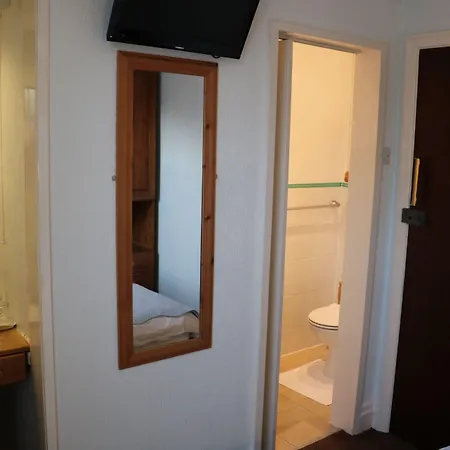 Toulson Court ゲストハウス スカーバラ