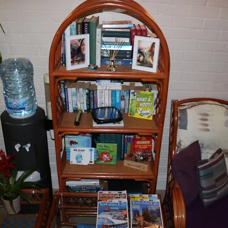 Toulson Court ゲストハウス スカーバラ